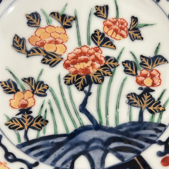 Vintage Japanese Chinoiserie Porcelain and Brass Bowl - Picture 2 of 9